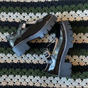 Platform Mary Jane shoes